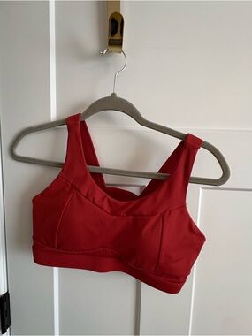 Running girl, Red High Impact Sports Bra, Size Racerback, Workout Gym Yoga, M